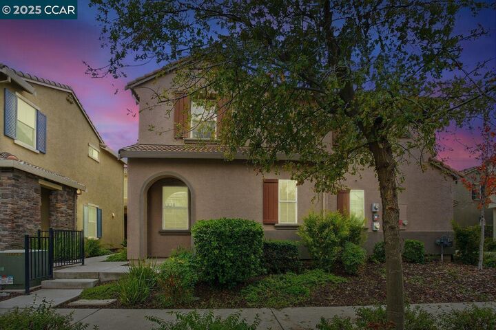 Property Photo: 1830 Yellowwood Ave CA 95834