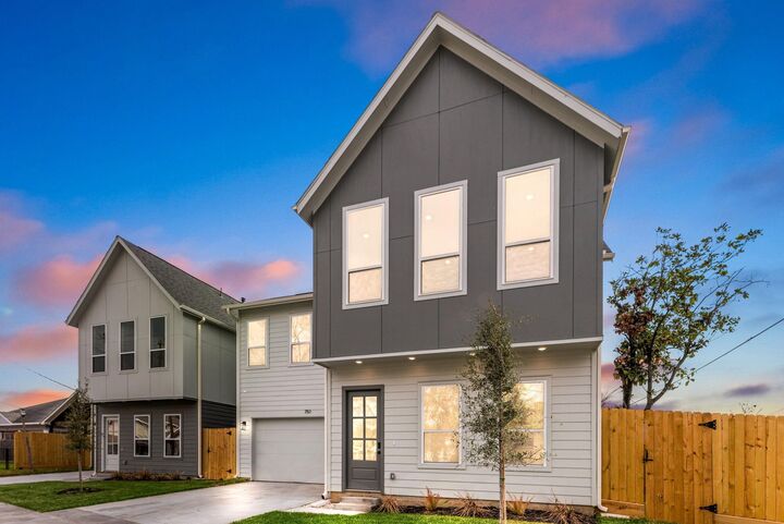 Property Photo:  751 Dumble Street  TX 77023 