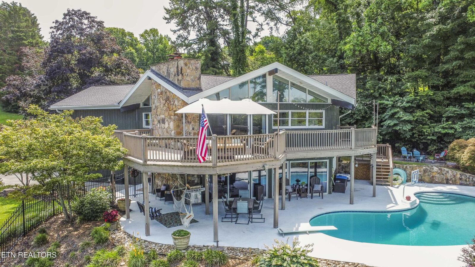 Property Photo:  6809 Beaver Brook Drive  TN 37918 