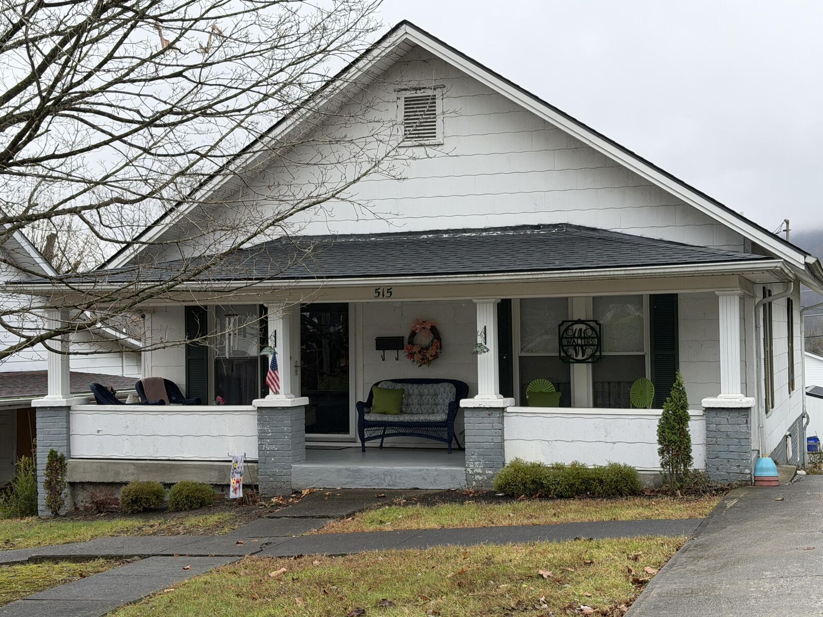 Property Photo:  515 Poplar Street  KY 40472 