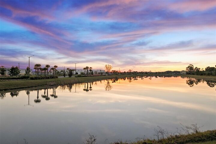 Property Photo: 9652 English Laurel Court FL 32827
