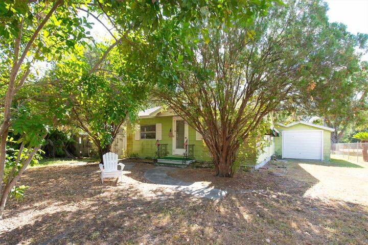 Property Photo: 5380 43rd Avenue N FL 33709