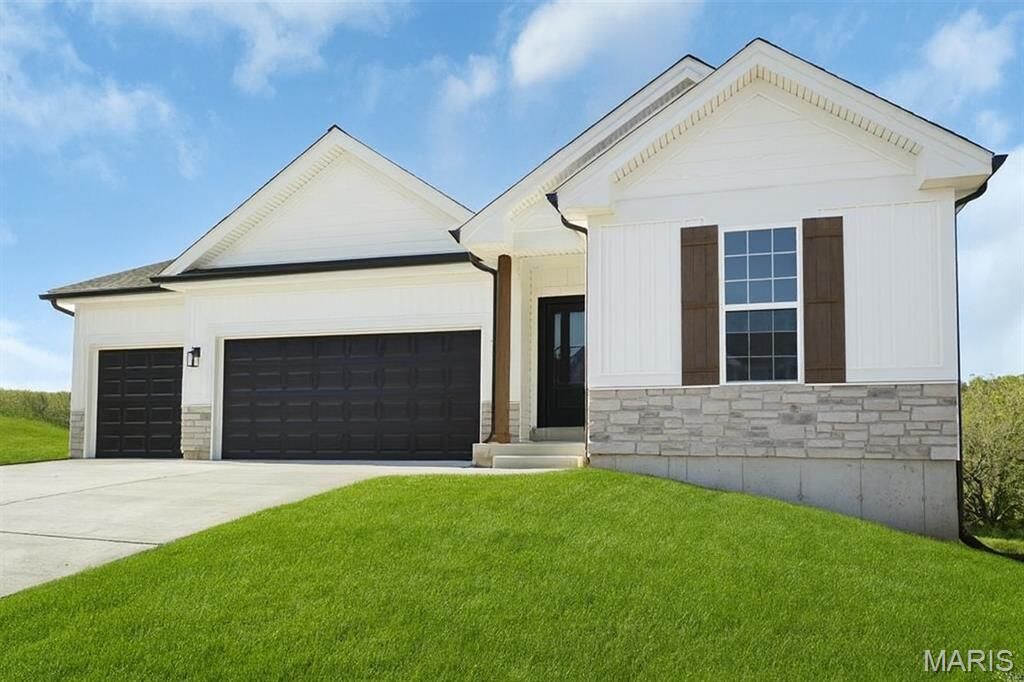Property Photo:  2313 Hank'S Close 187 Stb  MO 63090 