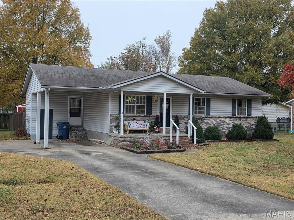 Property Photo: 503 Rodgers Street MO 63801