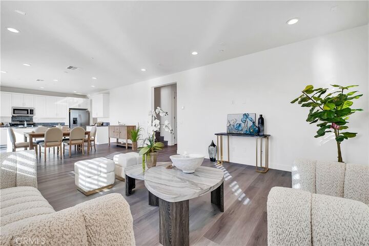 Property Photo:  585 Haystack Loop  CA 92570 