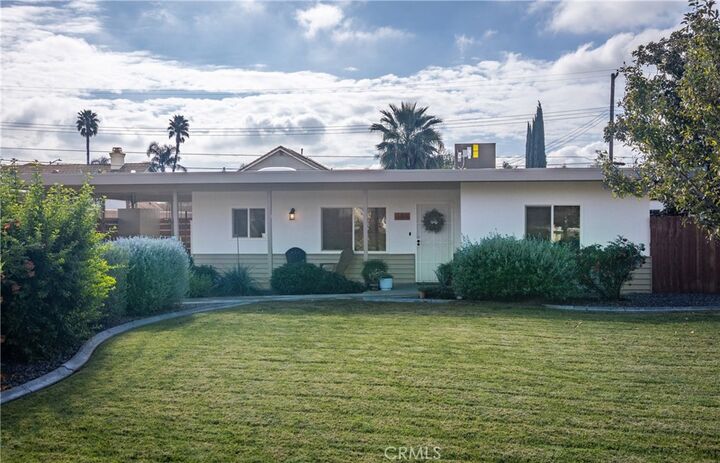 Property Photo:  181 Fisher Court  CA 92320 