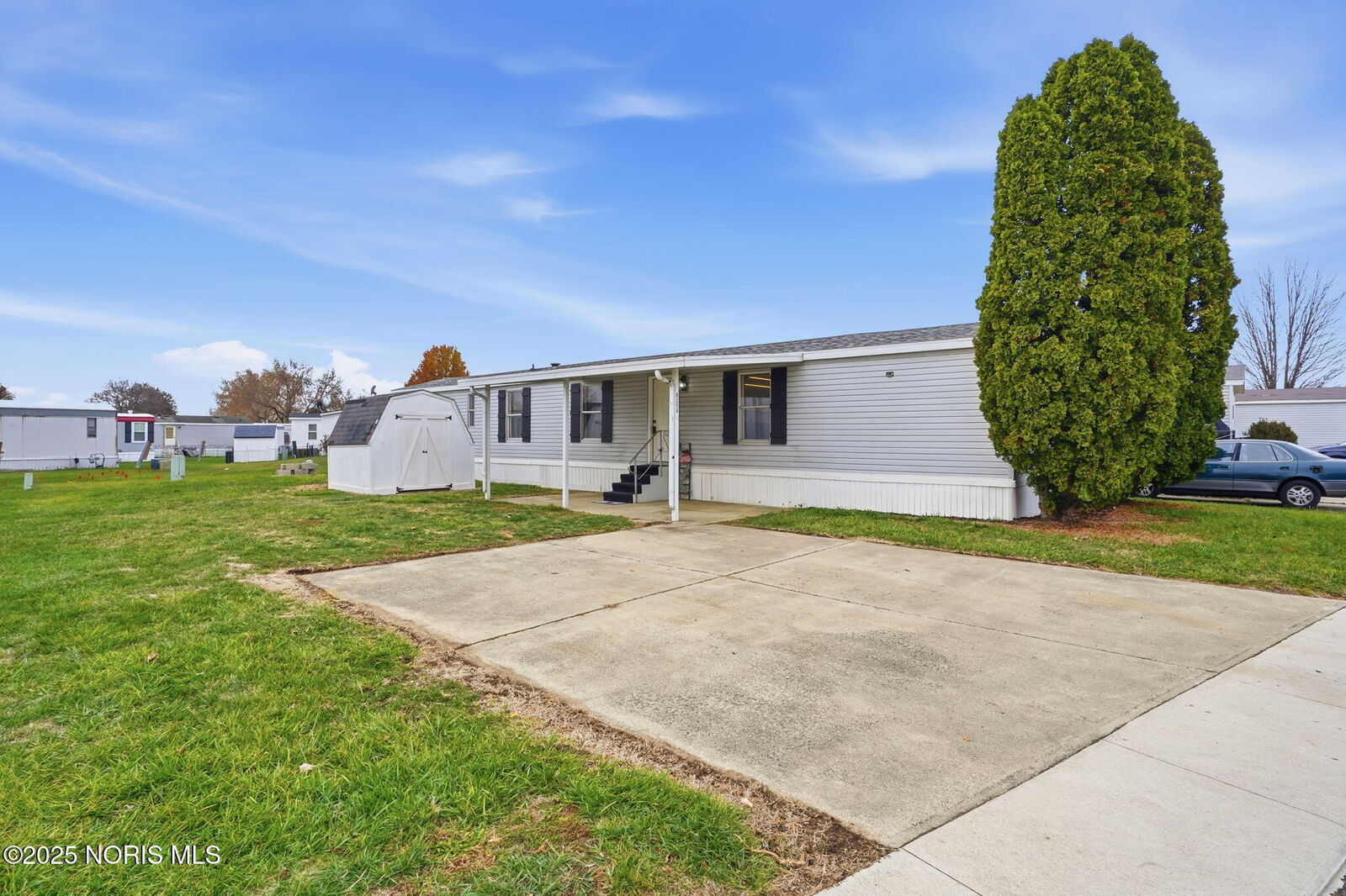 Property Photo:  8256 Silverwood Drive  OH 45840 