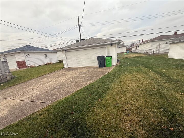 Property Photo:  12601 Oakview Boulevard  OH 44125 