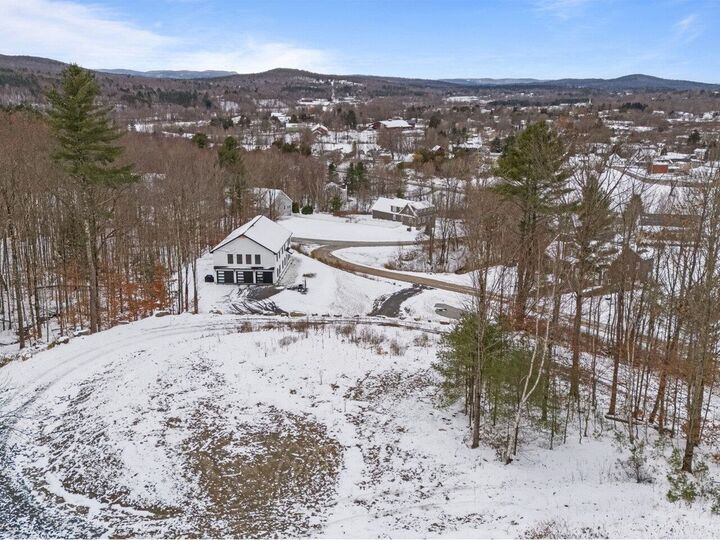 Property Photo:  8 Mins Lane  VT 05489 