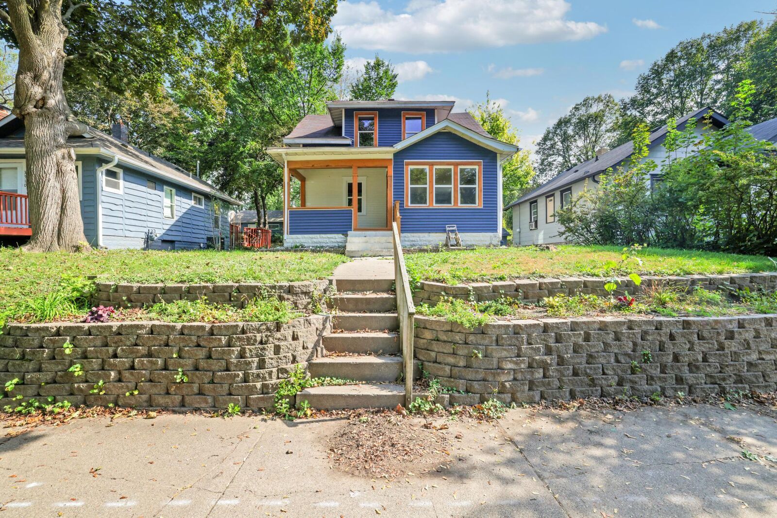 Property Photo:  3506 Newton Avenue N  MN 55412 