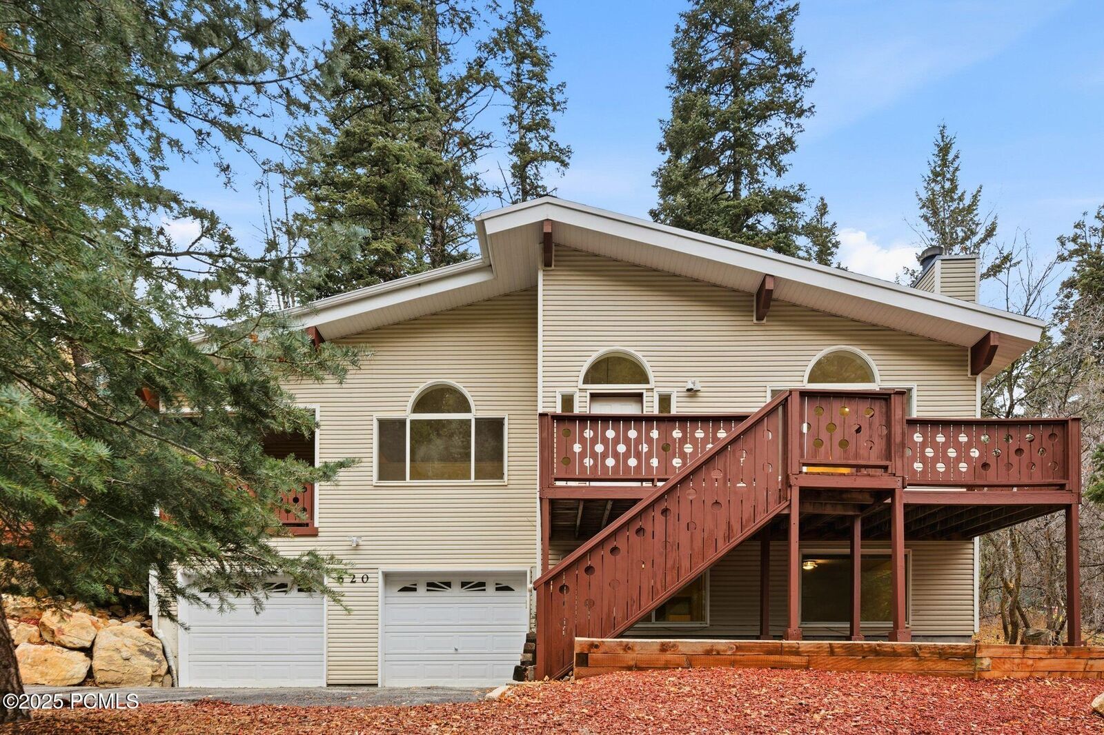 Property Photo:  620 Parkview Drive  UT 84098 