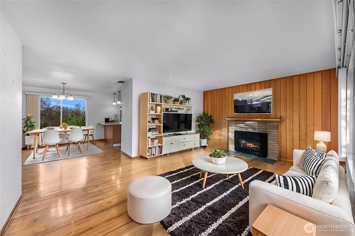 Property Photo: 1922 22nd Street WA 98221