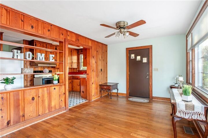 Property Photo:  1320 Wilroy Rd  VA 23434 