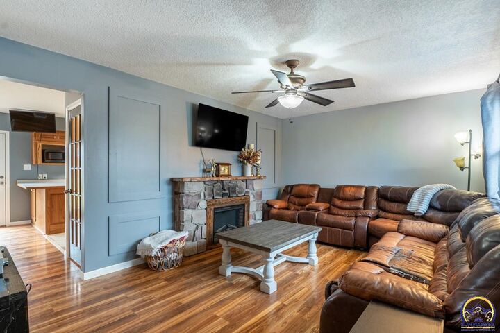 Property Photo: 113 W Ridgeway St KS 66414