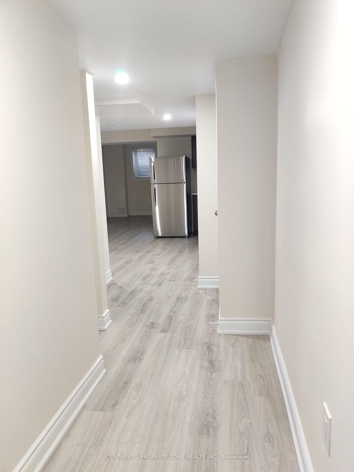 Property Photo: 67 Lanark Circle Bsmt ON L6X 5L5