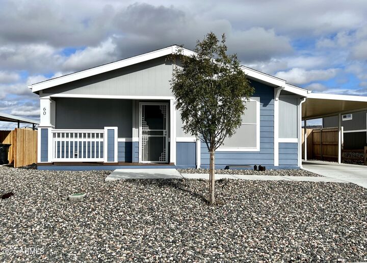 Property Photo: 60 S Copper Canyon Loop AZ 86322