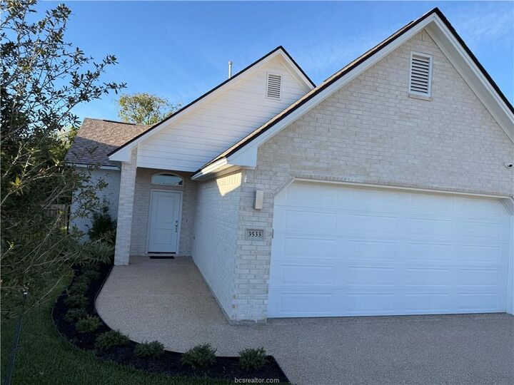 Property Photo:  3533 Leesburg Path  TX 77808 