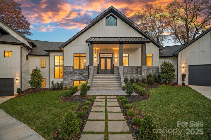 Property Photo: 21528 Norman Shores Drive NC 28031