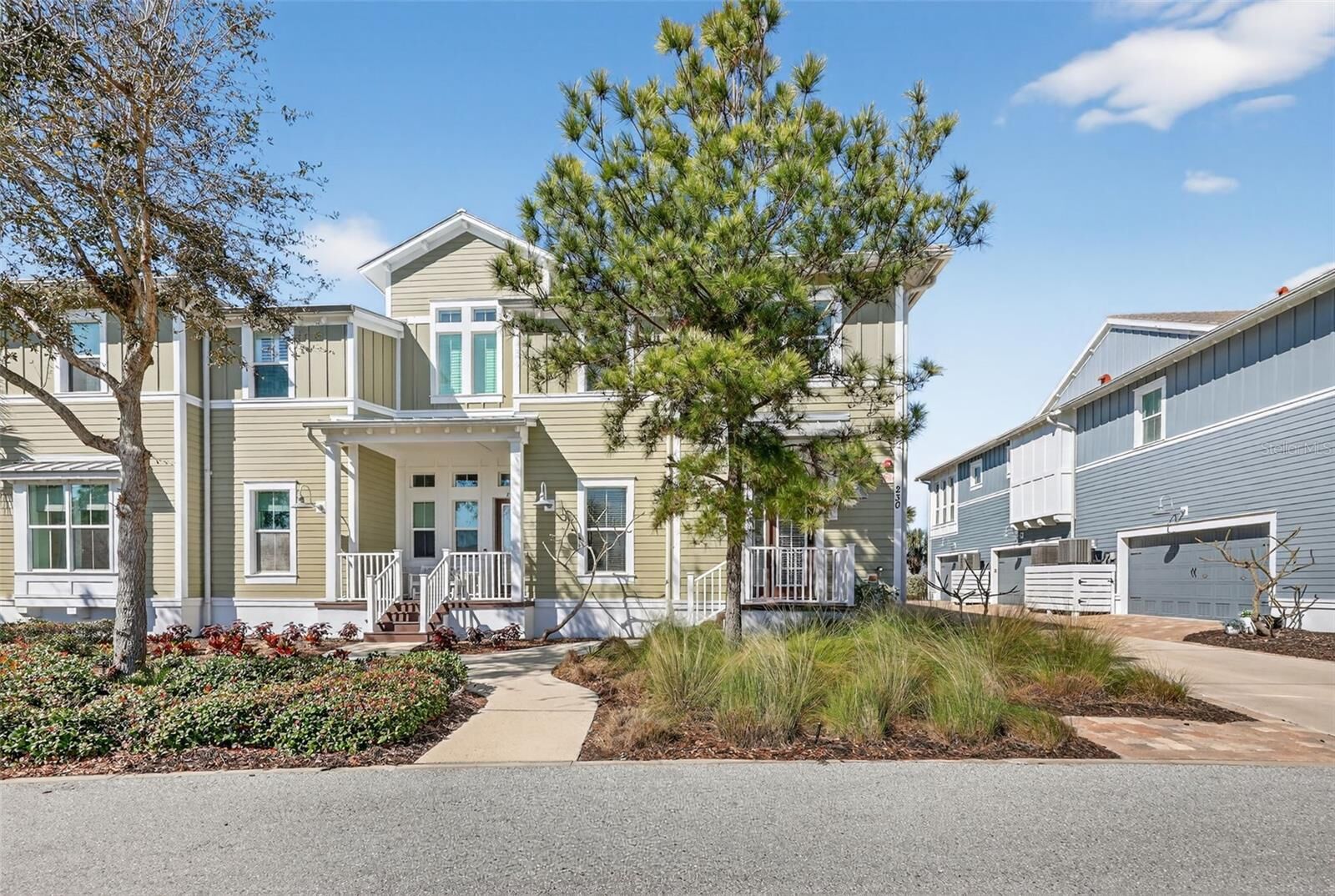 Property Photo:  230 Sapphire Lake Drive 201  FL 34209 