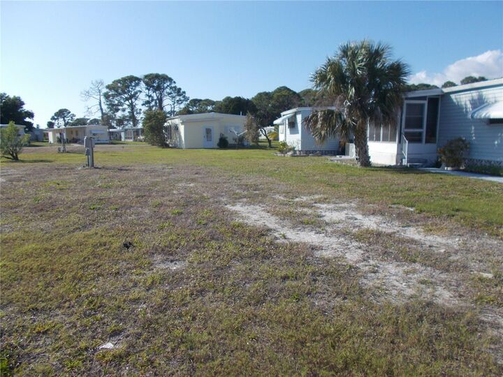 Property Photo:  6943 Awawa Court  FL 34287 