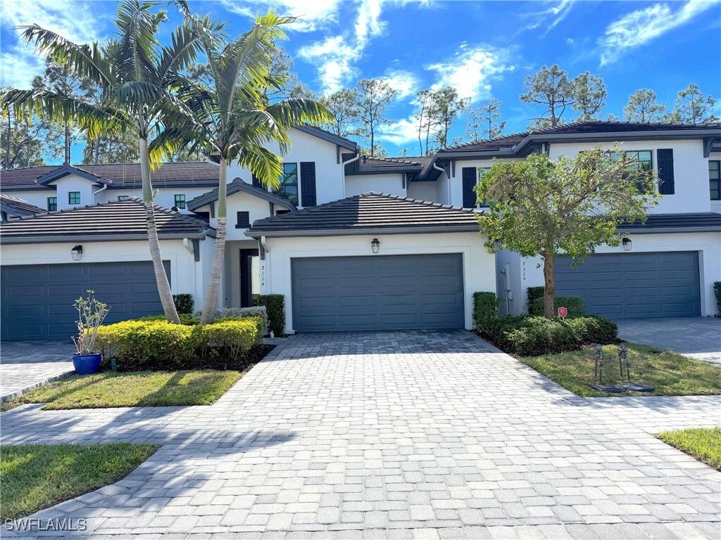 Property Photo:  7324 Rockefeller Drive  FL 34119 