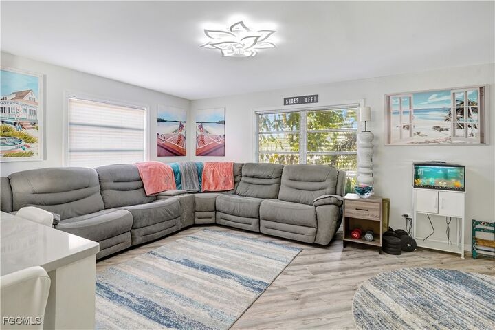 Property Photo:  5887 Kingfish Road  FL 33922 