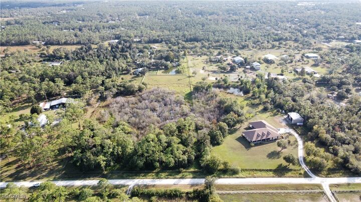 Property Photo:  9750 Quail Hollow Road  FL 33917 