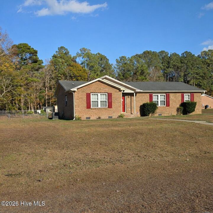 Property Photo:  200 Carolina Drive  NC 28546 