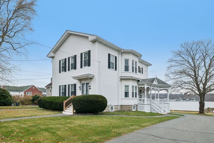 2396 Riverside Ave  Somerset MA 02726 photo