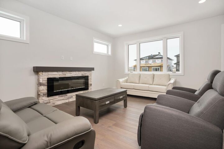 Property Photo: 6319 26 Avenue AB T4V 5L8