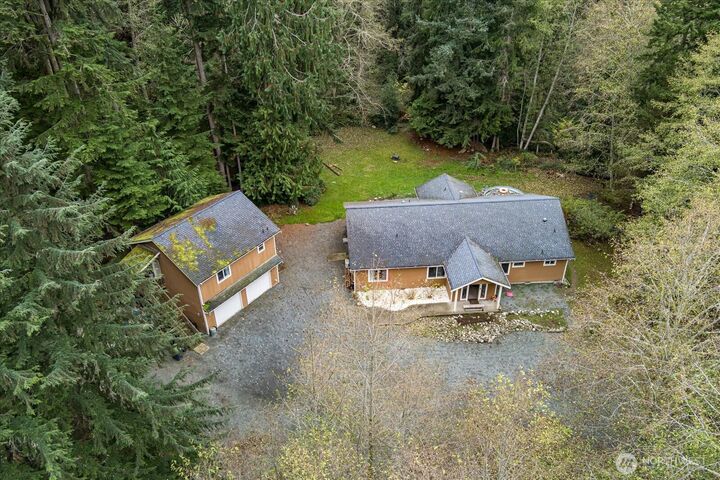 Property Photo:  2013  Goss Ridge Road  WA 98249 