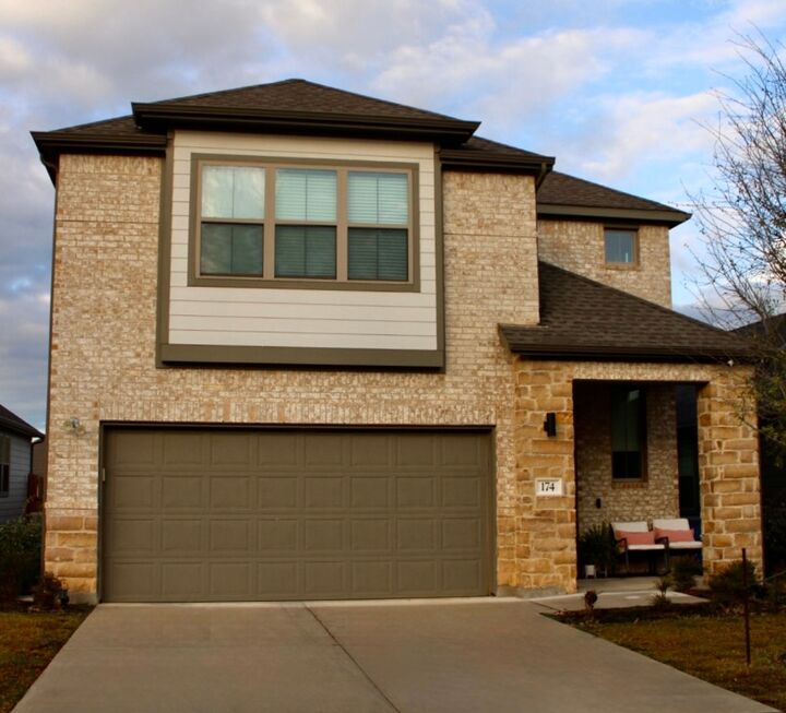 Property Photo:  174 Gullivers Drive  TX 78621 