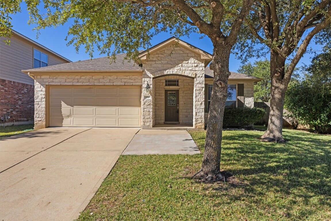 Property Photo:  101 Saddle Ridge Drive  TX 78613 