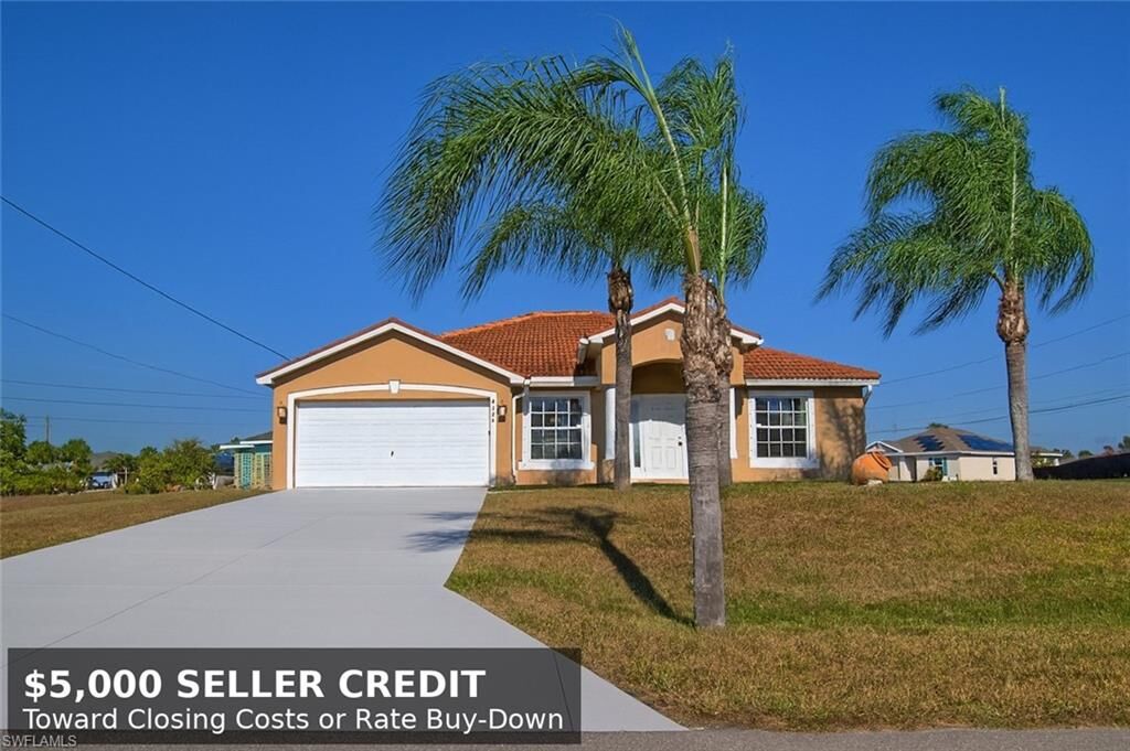 Property Photo:  4176 NE 8th Pl  FL 33909 