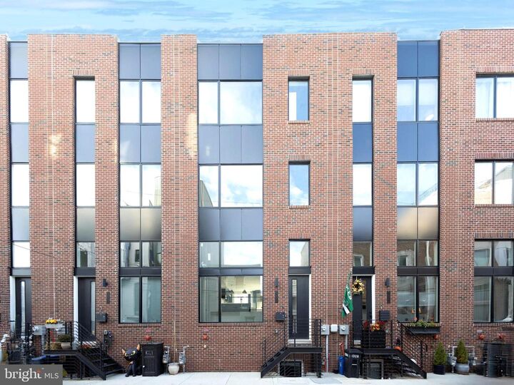 1328 S Woodstock Street  Philadelphia PA 19146 photo