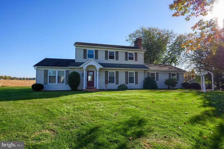 Property Photo: 2 Mill Ridge Court PA 17601