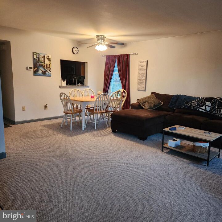 Property Photo:  1217 Crosshill Court A  PA 19446 