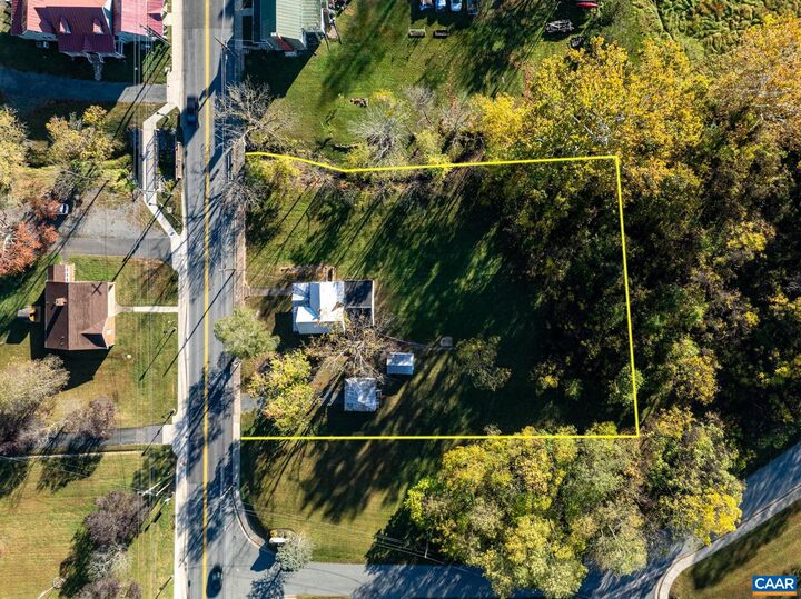 Property Photo:  276 Main St  VA 22973 