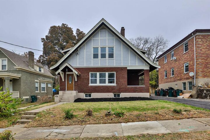 Property Photo: 634 Greenwood Avenue OH 45229