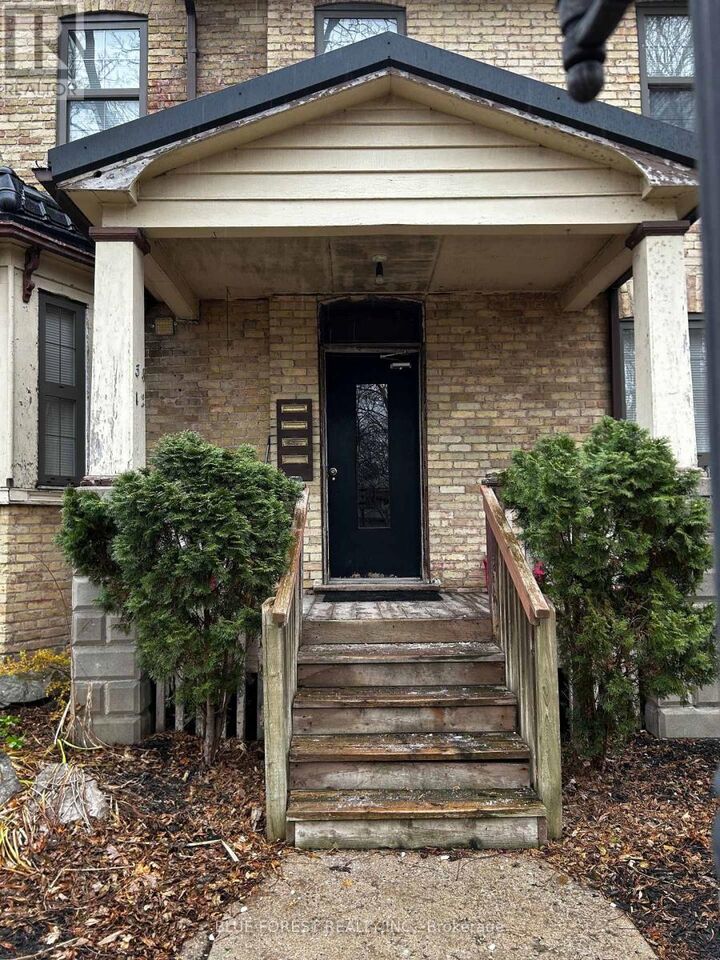 Property Photo:  1 Waverly Place 3  ON N6B 2C3 