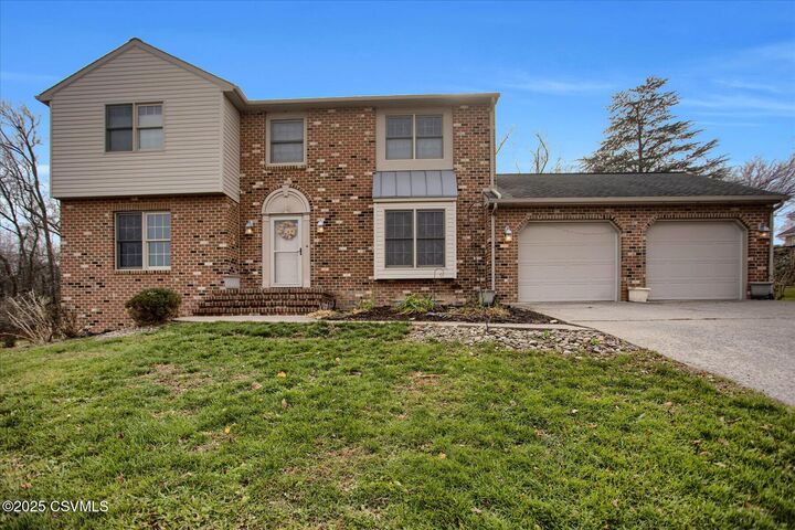 676 Villa Vista Avenue  Lewisburg PA 17837 photo