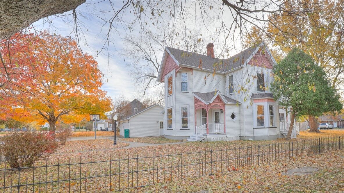 Property Photo: 600 S Don Ryan Street IL 61929