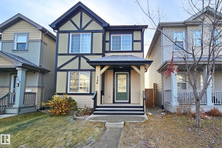 Property Photo:  754 Eagleson Crescent NW  AB T6M 0V2 