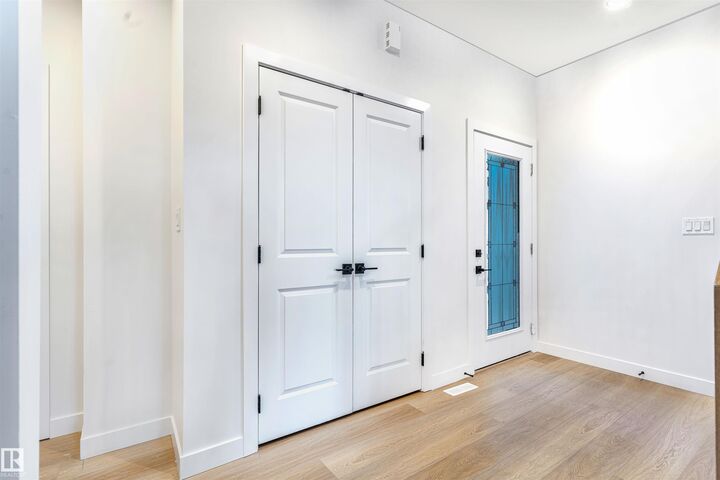 Property Photo:  20 Axelwood Crescent  AB T7X 4G4 