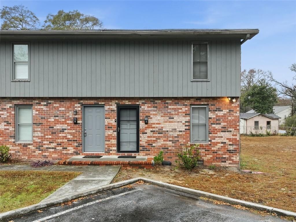 Property Photo:  1071 Oakland Avenue SE D  GA 30012 