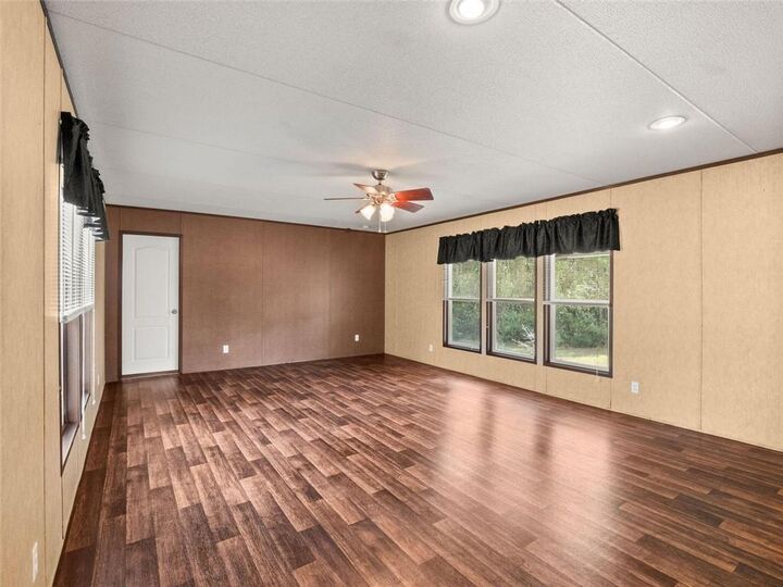 Property Photo: 711 Gravel Pit Road LA 70656