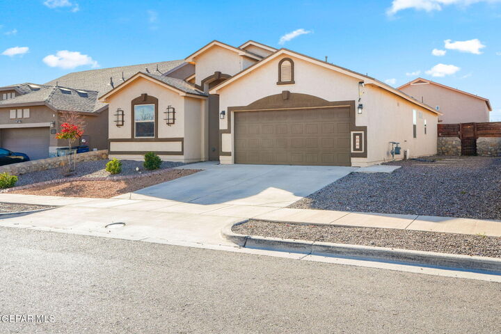 Property Photo:  6613 Flores Lane  TX 79932 