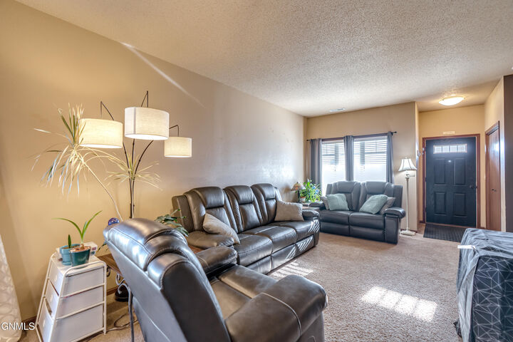 Property Photo: 1149 Santa Fe Avenue ND 58504