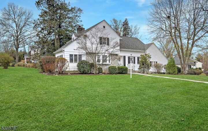 Property Photo:  17 Andover Dr  NJ 07078 