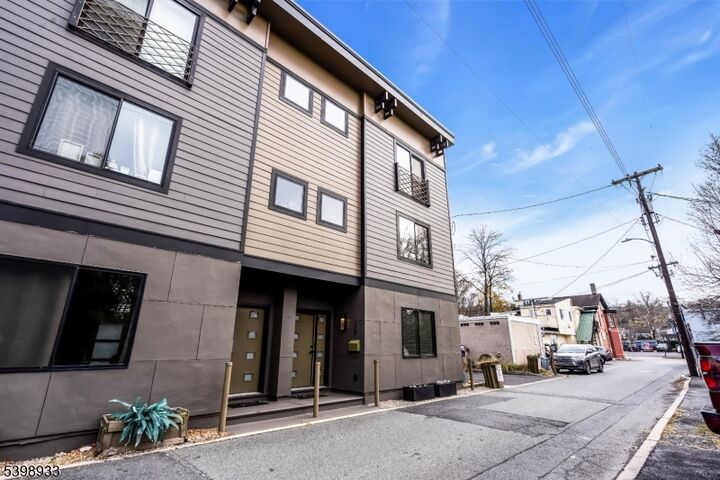 Property Photo: 10 McCready'S Alley NJ 08530